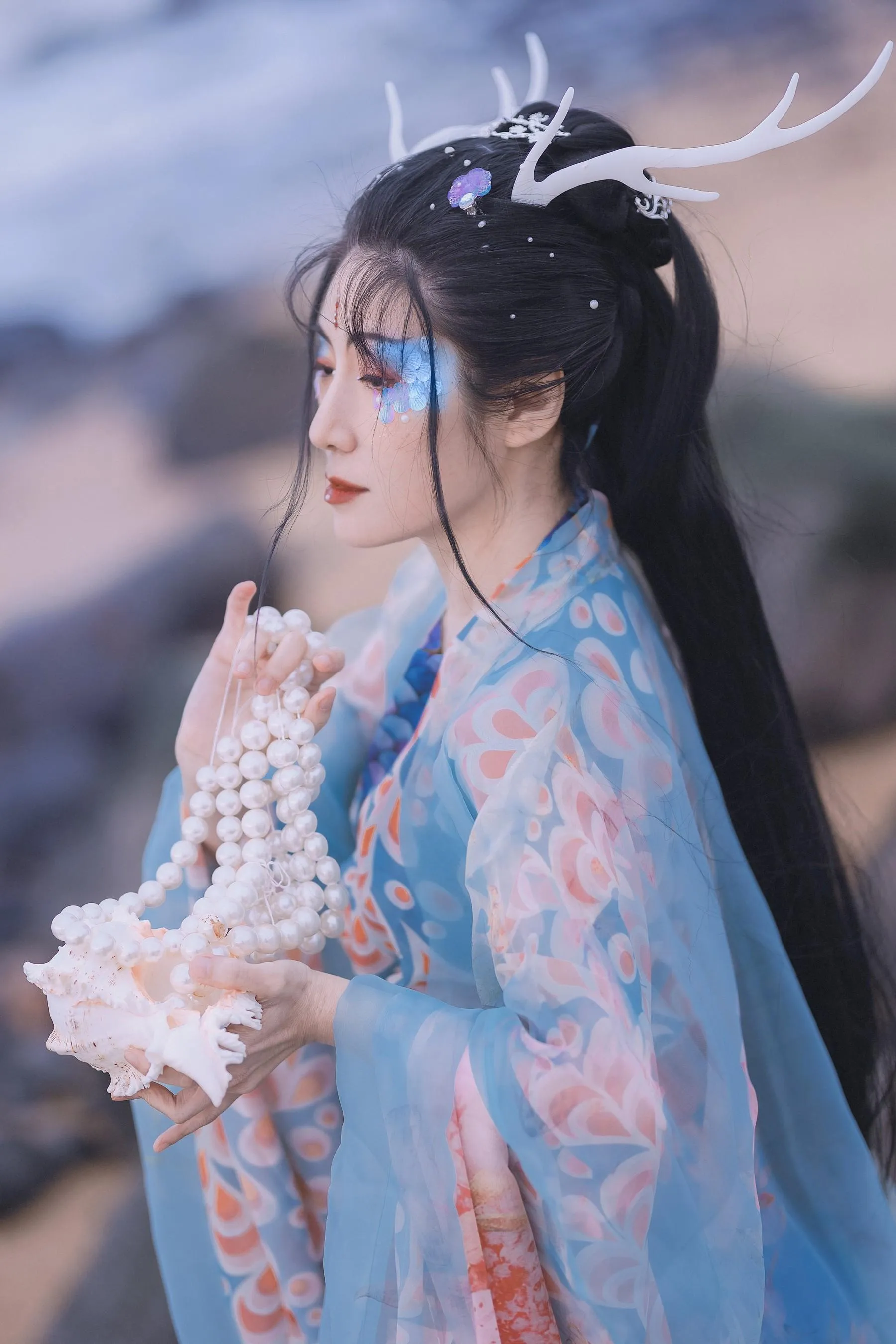 [YITUYU艺图语]2021.10.18 龙女 何佳 [24P]插图8